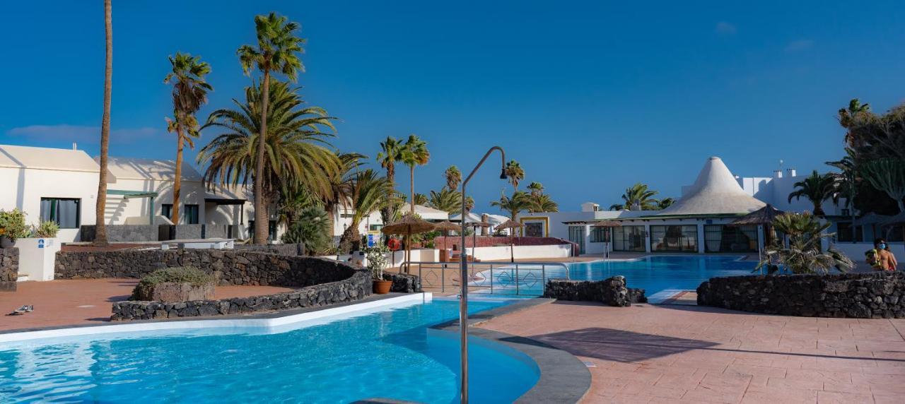Apartamento Eduardo A Primera Linea Del Mar Costa Teguise Exterior foto