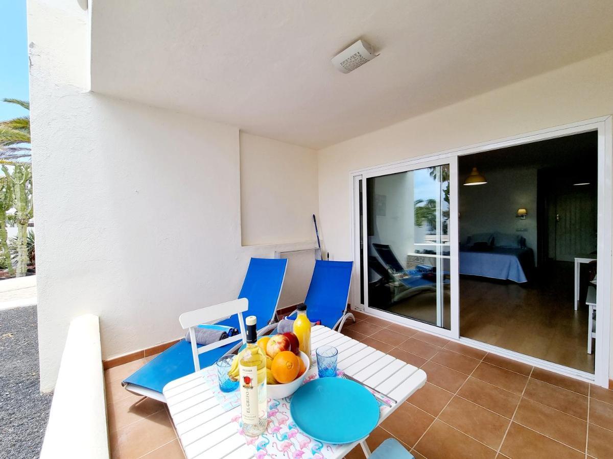 Apartamento Eduardo A Primera Linea Del Mar Costa Teguise Exterior foto